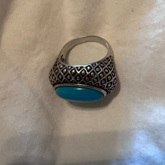 Turquoise Ring - Picture 2 of 4